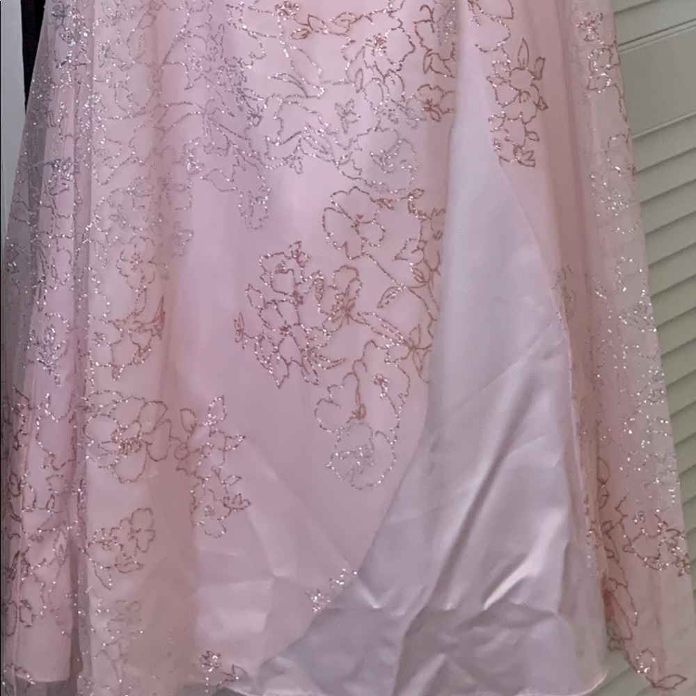 Dress - Picture 3 of 3